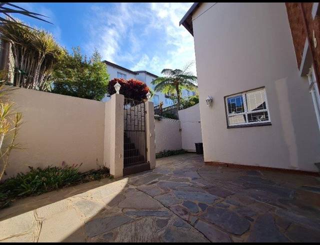 3 BEDROOM TOWNHOUSE SOLD IN THE WOLDS